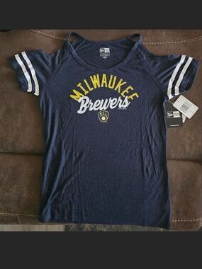 MLB New Era Milwaukee Brewers Womens Cold Shoulder Tee Size Medium